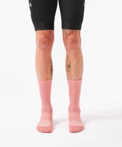 Fingerscrossed Socks - Off-Road - Dusty Pink On Bike