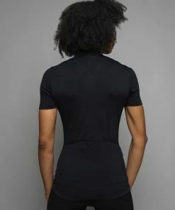 Ashmei Women's Signature Merino Cycle Jersey On Bike