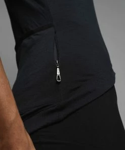 Ashmei Women's Signature Merino Cycle Jersey On Bike