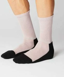 Fingerscrossed Merino Socks - Dusty Pink