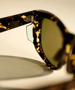 AVVENTURAWORLD Avventura Sunglasses EZE | TOKYO