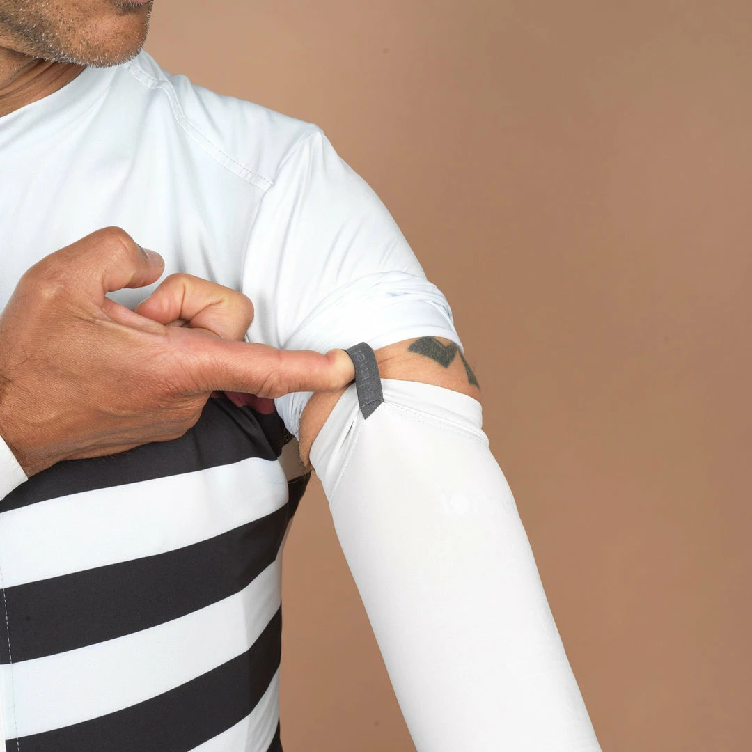 Ashmei Evo Armwarmers On Bike