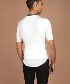 Ashmei Men's Evo Cycle Jersey On Bike