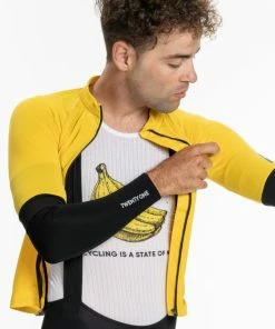 TwentyOne Factory Thermal Arm Warmers - Unisex On Bike