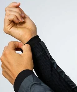 TwentyOne Factory Wind Jacket - - Women On Bike