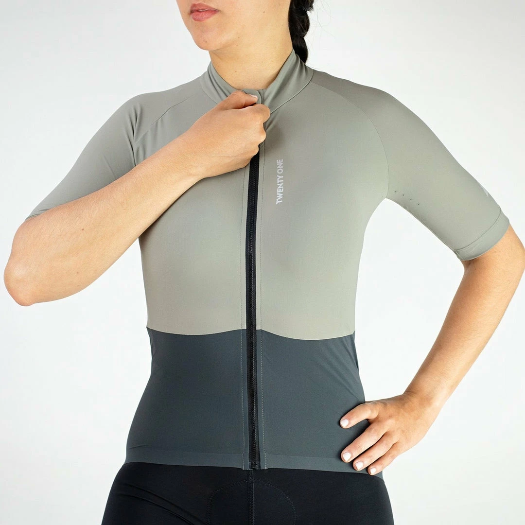 TwentyOne On Bike Aero Lightweight Jersey - - Women