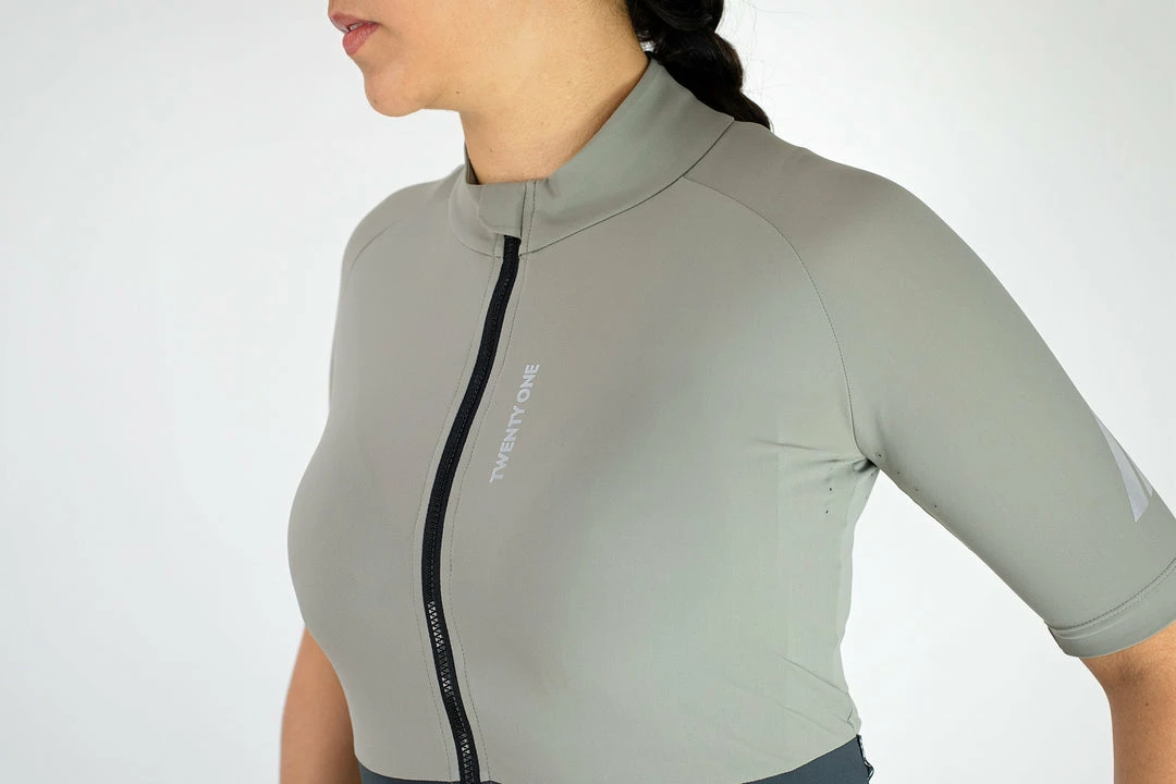 TwentyOne On Bike Aero Lightweight Jersey - - Women