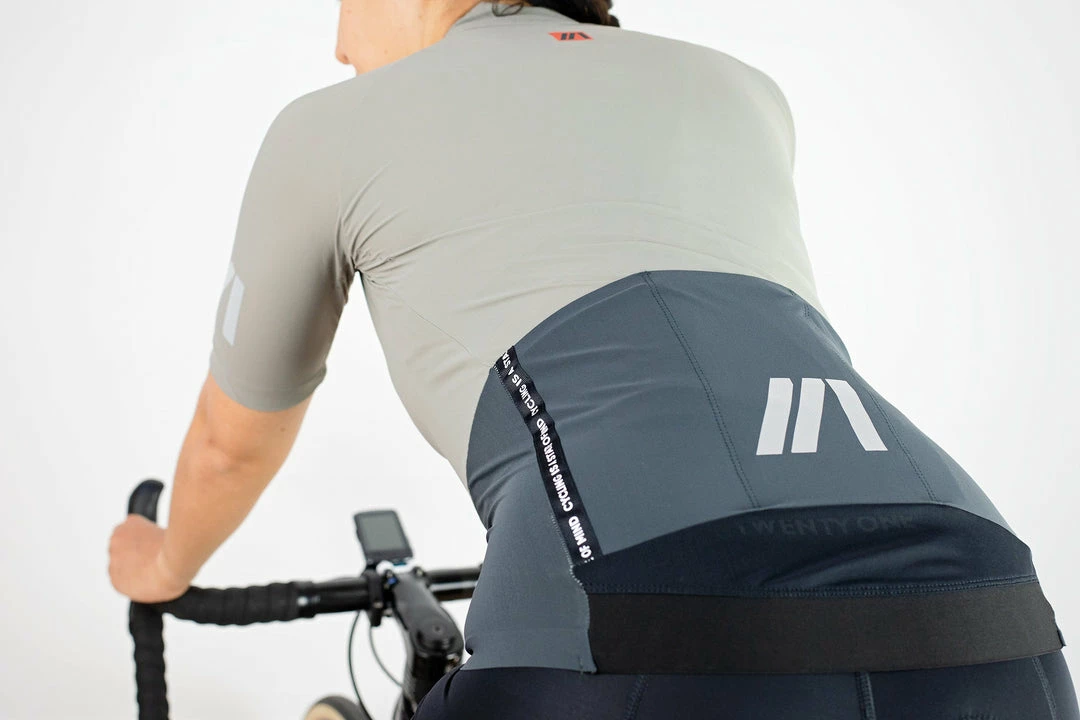 TwentyOne On Bike Aero Lightweight Jersey - - Women