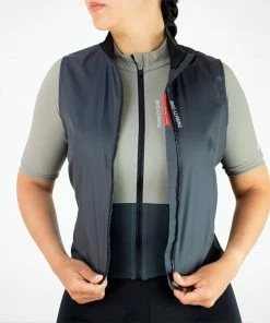 TwentyOne Factory Wind Vest - Women On Bike