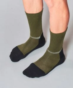 Archive Sale Fingerscrossed Merino Socks - Olive