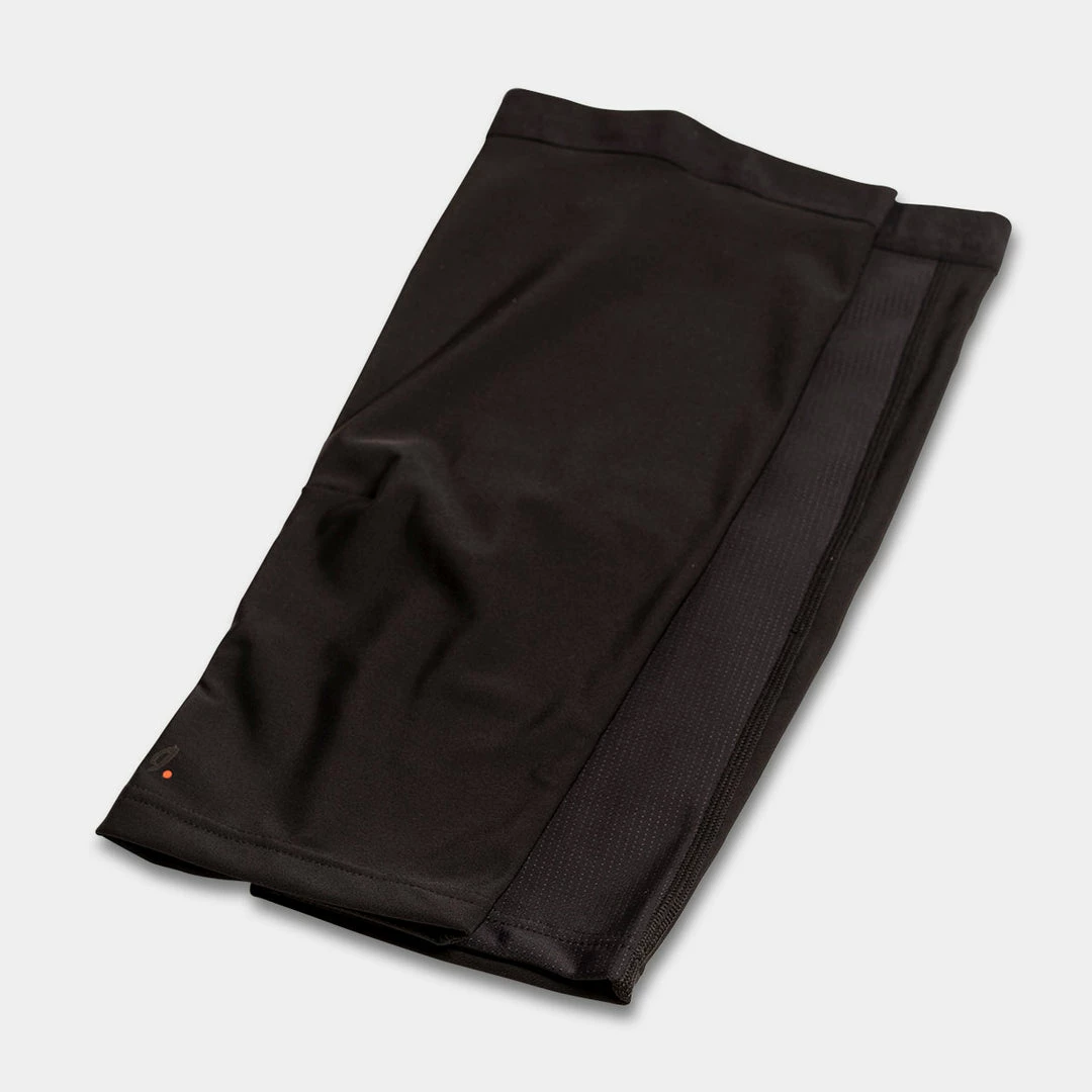 Isadore - ThermoRoubaix Knee Warmers 2.0 On Bike