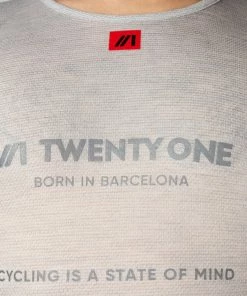 TwentyOne Factory Midweight Merino Mesh Base Layer - Men On Bike