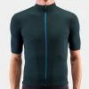 Isadore - Woolight Jersey Jet Black On Bike